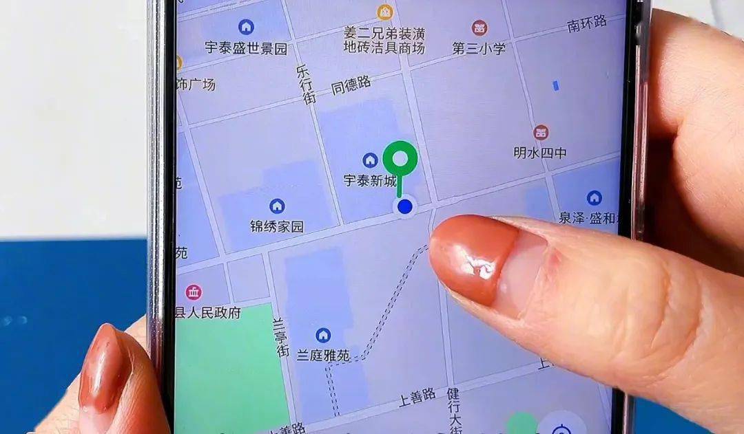 微信修改定位器iphone版_ios微信实时位置修改_ios微信实时定位修改app