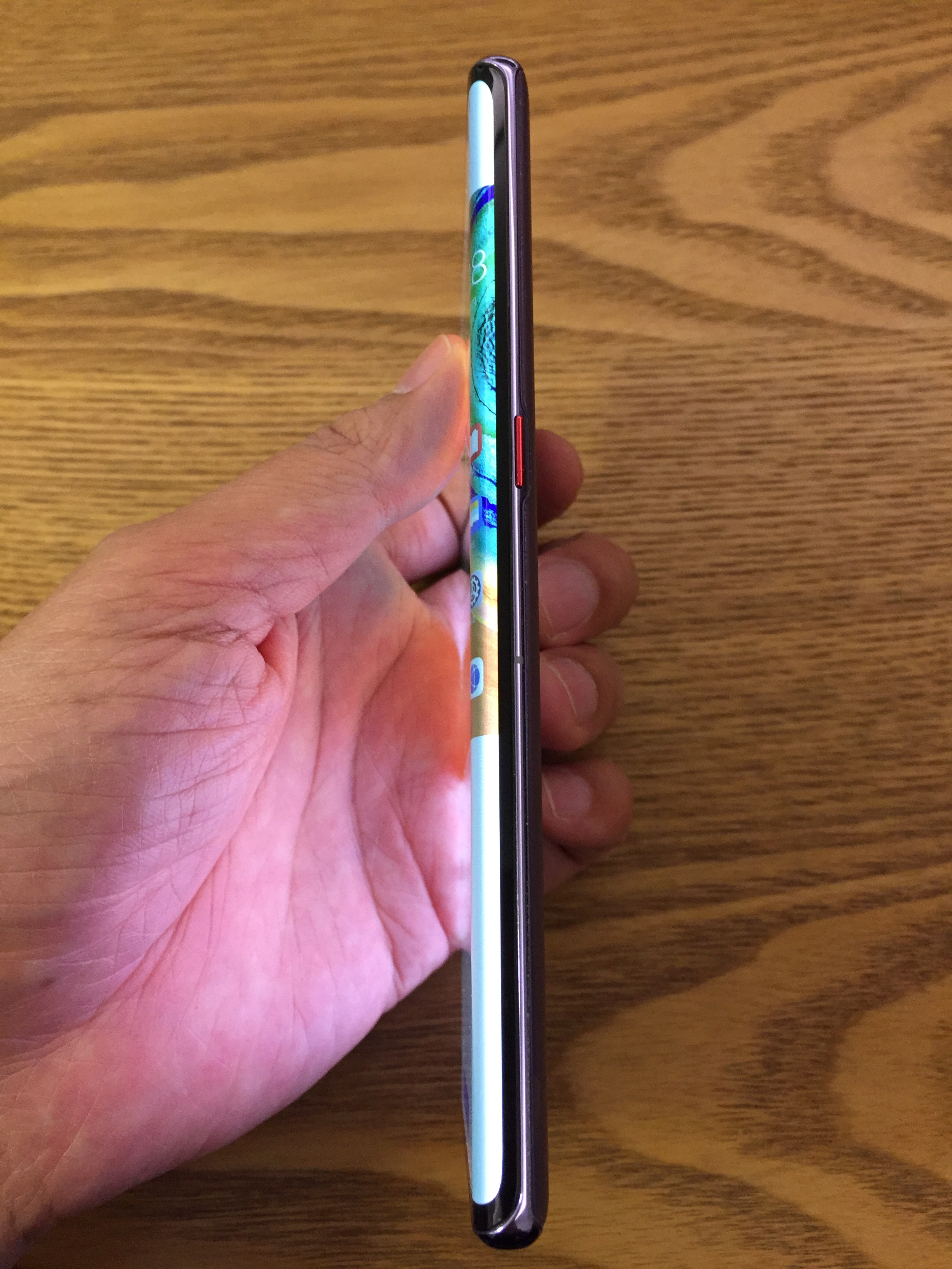 mate30pro怎么区分三星屏-华为 Mate30Pro 屏幕之谜：如何分辨是否为三星屏？